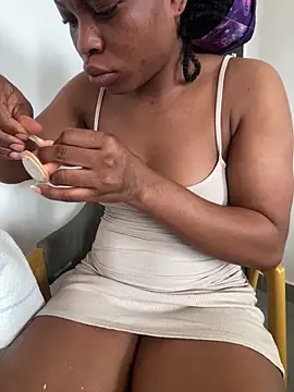 PrettyNina77 online show from 02.22.26