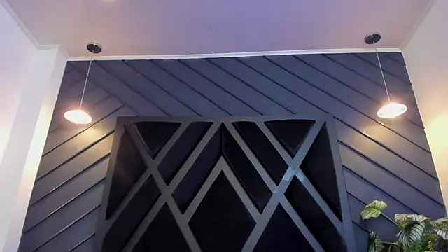 zoe martins  online show from 10.10.25