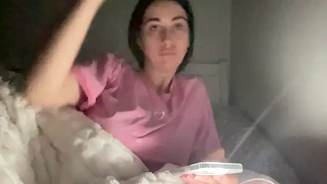 Snapshot of Talyo19 chatting on 10.24.25 Talyo19 online show from 10.24.25