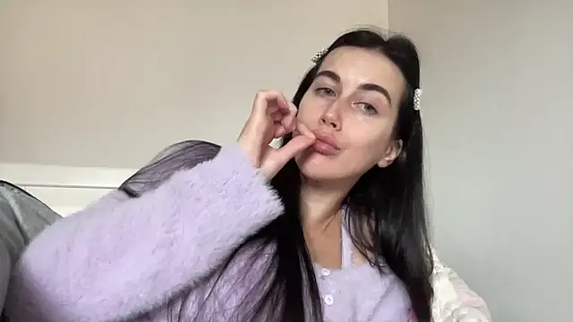 Snapshot of Talyo19 chatting on 11.07.25 Talyo19 online show from 11.07.25