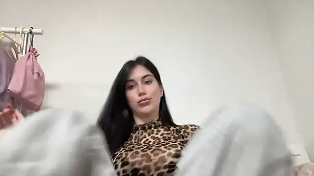 Snapshot of Talyo19 chatting on 12.04.25 Talyo19 online show from 12.04.25