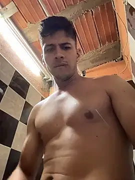 Snapshot of piterrr_hot chatting on 04.17.26 piterrr hot online show from 04.17.26