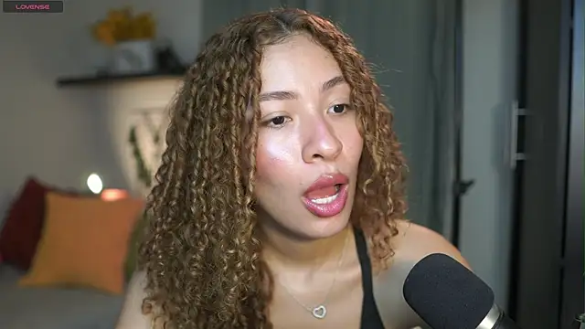 isabella-garcia- online show from 09.11.25