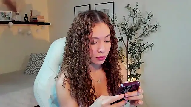 isabella-garcia- online show from 04.04.26