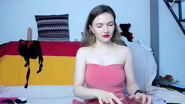 Snapshot of Katherine_Twilight chatting on 02.08.25 Katherine Twilight online show from 02.08.25