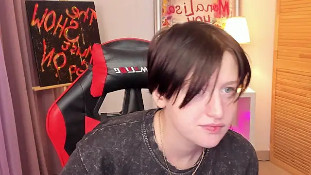 Snapshot of ayakskalermonss chatting on 09.17.25 ayakskalermonss online show from 09.17.25