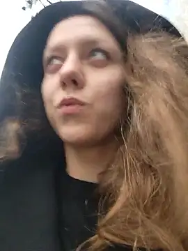 Eveline Beauty Kitty online show from 02.05.26