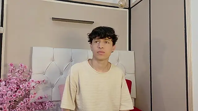 Axel  Evans online show from 10.27.25