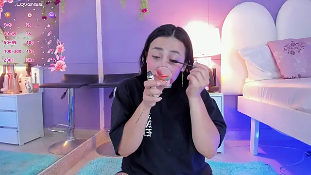 my aleja  online show from 10.29.25