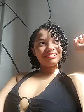 Snapshot of ChloeRaviss chatting on 11.28.25 ChloeRaviss online show from 11.28.25