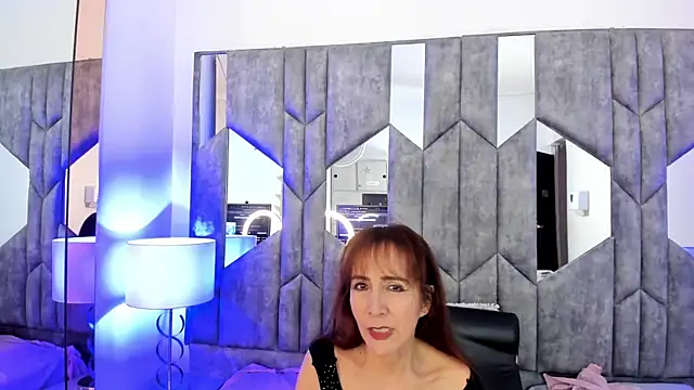 BestLadyMature online show from 10.10.25