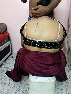 Snapshot of dhanshri143 chatting on 06.19.26 dhanshri143 online show from 06.19.26