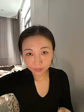 Snapshot of haiyan125216 chatting on 11.15.25 haiyan125216 online show from 11.15.25