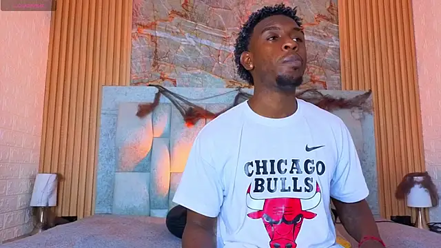 Snapshot of pipedark_ chatting on 10.31.25 pipedark online show from 10.31.25