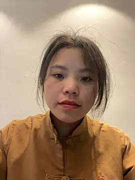 Snapshot of Bella_7777 chatting on 10.02.25 Bella 7777 online show from 10.02.25