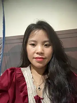 Snapshot of Bella_7777 chatting on 11.16.25 Bella 7777 online show from 11.16.25