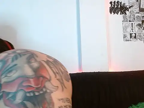 Snapshot of Chloe_paytone chatting on 11.13.25 Chloe paytone online show from 11.13.25