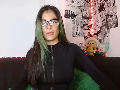 Snapshot of Chloe_paytone chatting on 02.23.26 Chloe paytone online show from 02.23.26