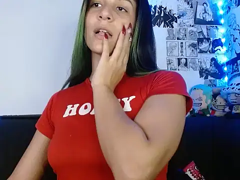 Snapshot of Chloe_paytone chatting on 05.24.26 Chloe paytone online show from 05.24.26