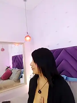 Snapshot of Kaylachannell chatting on 04.21.26 Kaylachannell online show from 04.21.26