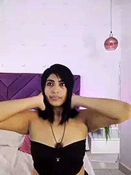 Snapshot of Kaylachannell chatting on 04.27.26 Kaylachannell online show from 04.27.26