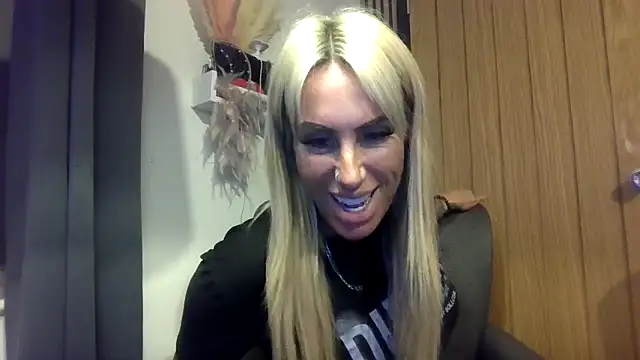 poppyinga1 online show from 02.13.26