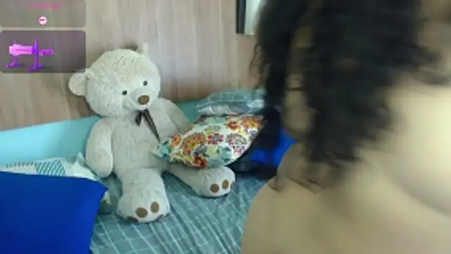 Madison Copers online show from 11.12.25