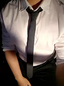 111owo111 online show from 10.14.25