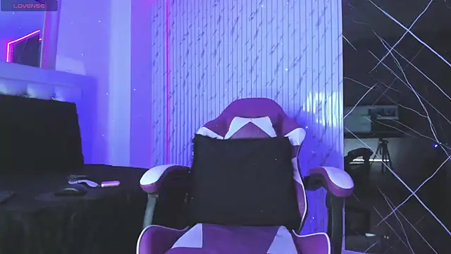 chloe jacksonn online show from 10.22.25