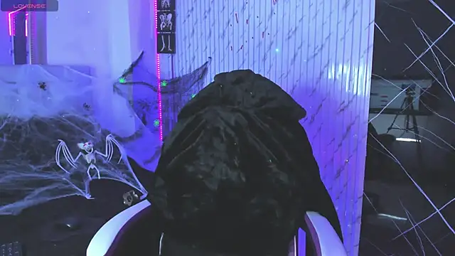 chloe jacksonn online show from 11.05.25