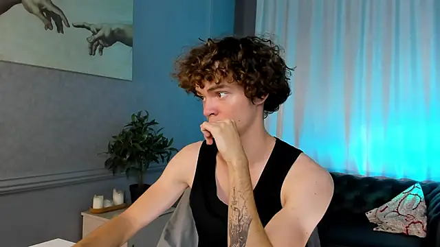 Snapshot of Tommy_Jamm chatting on 10.03.25 Tommy Jamm online show from 10.03.25