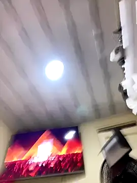 Snapshot of Vliacoooper2 chatting on 11.16.25 Vliacoooper2 online show from 11.16.25