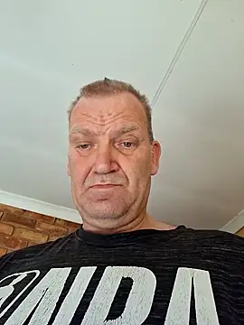 wallacelegend online show from 02.25.26