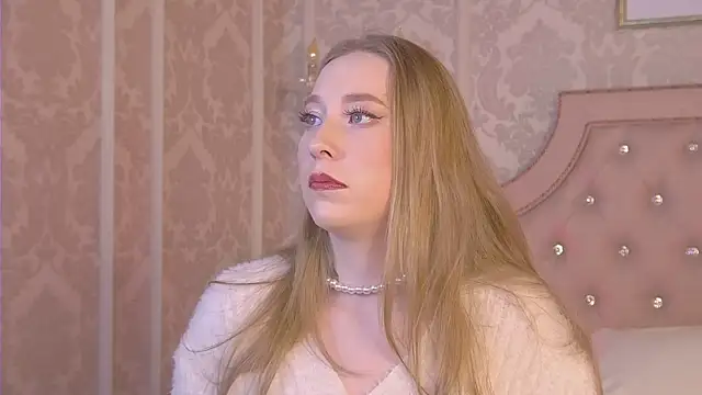 MiaEuphoria  online show from 10.09.25