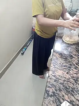 Pihu Chopra online show from 10.31.25