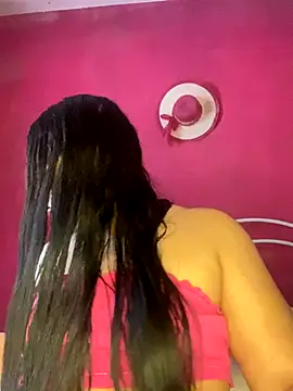 Snapshot of eurenatacardos chatting on 10.25.25 eurenatacardos online show from 10.25.25