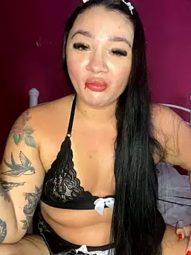 Snapshot of eurenatacardos chatting on 10.31.25 eurenatacardos online show from 10.31.25