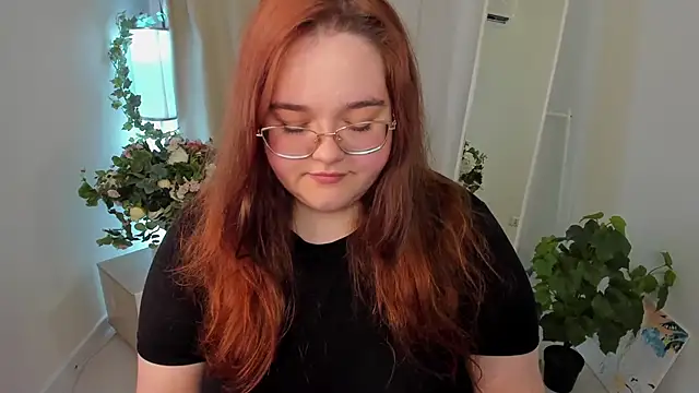 Neko Moor online show from 09.17.25