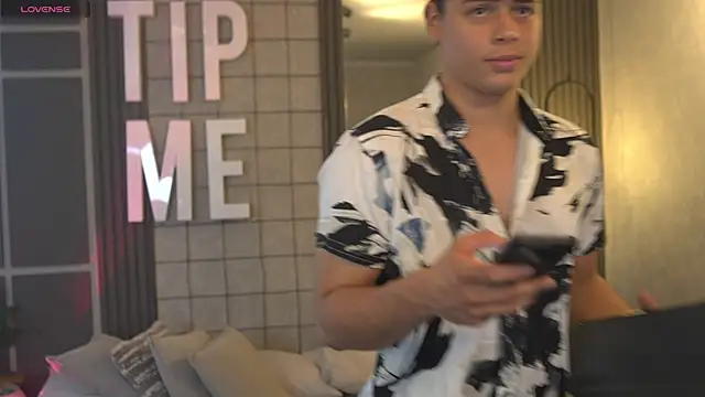 Ethan occonor online show from 09.21.25