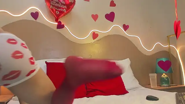 Enrrixxx  online show from 02.13.26