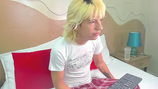 Enrrixxx  online show from 02.16.26