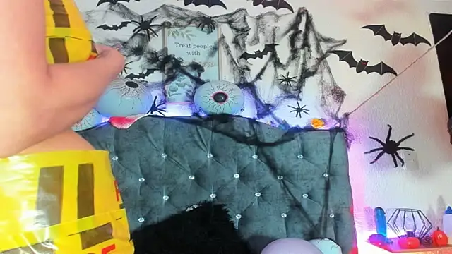 karol rose online show from 10.14.25