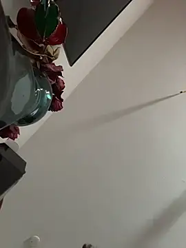 Lars2306 online show from 10.21.25