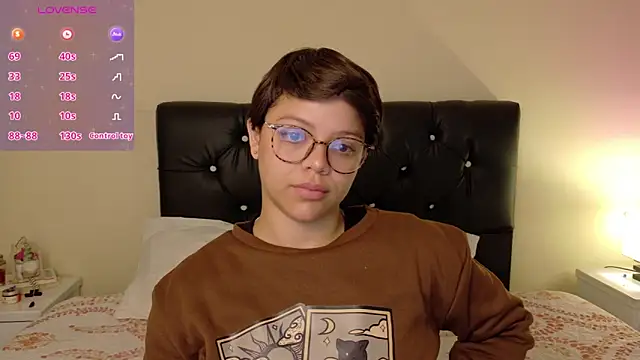 Snapshot of Amanda_sweet chatting on 03.04.25 Amanda sweet online show from 03.04.25