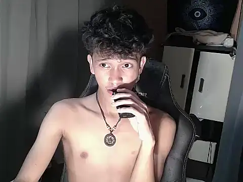 kenbigcockxx online show from 10.22.25