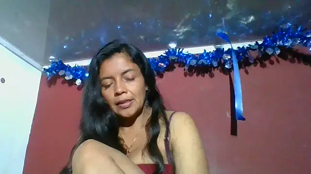 DianaOchoa  online show from 12.20.25