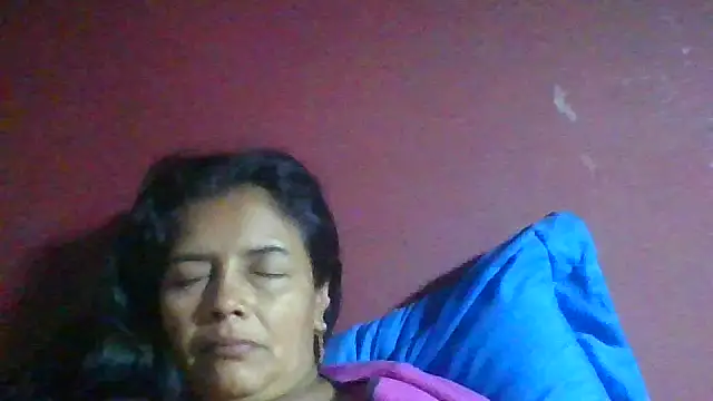 DianaOchoa  online show from 06.25.26