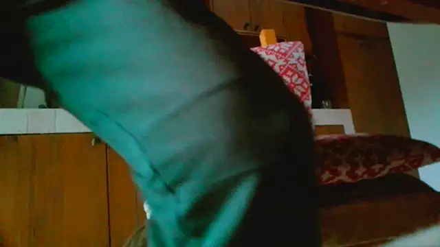 Snapshot of Prince-sexy chatting on 10.19.25 Prince-sexy online show from 10.19.25