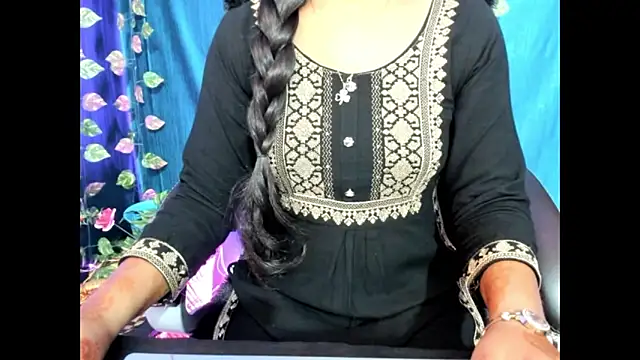 Forever Love2025 online show from 10.09.25