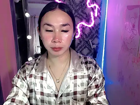 Snapshot of in_yourdreamstarxx chatting on 01.12.26 in yourdreamstarxx online show from 01.12.26